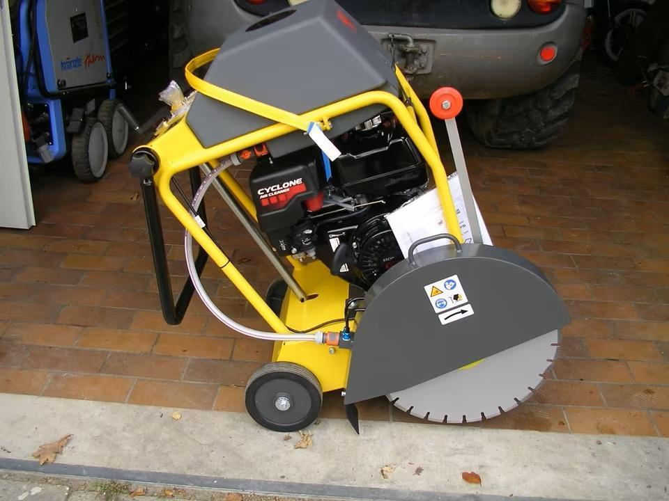 WACKER NEUSON BFS 1350